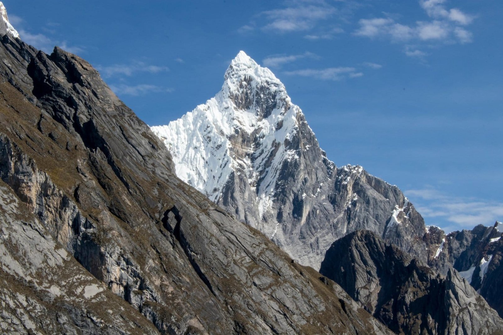 Montañas Andes Peru expedicion trekking