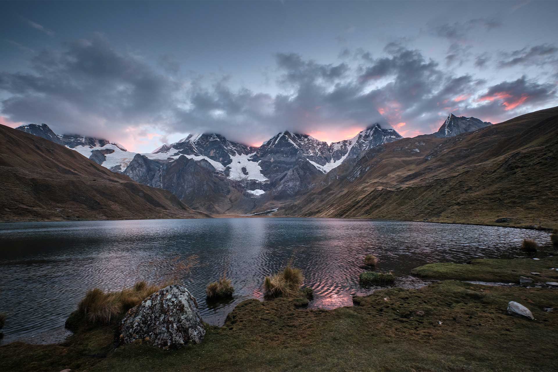 Trekking Huayhuash 8 días en los Andes del Perú